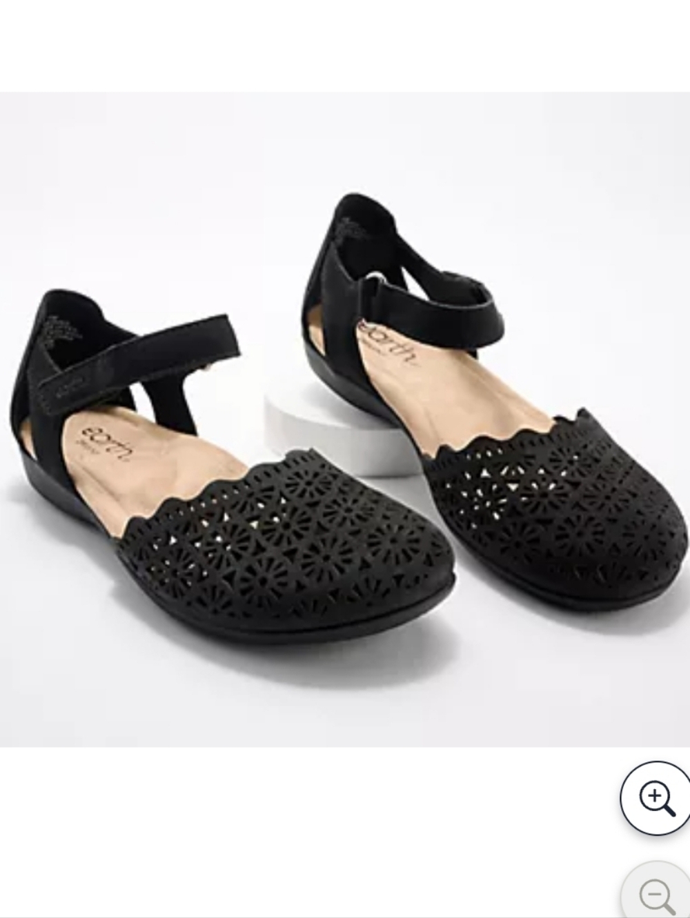 Earth Black Leather Laser-Cut Ankle-Strap Flats Sandals 12W NEW